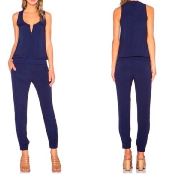 Monrow Navy Crepe Jumpsuit Size Medium - Picture 2 of 8
